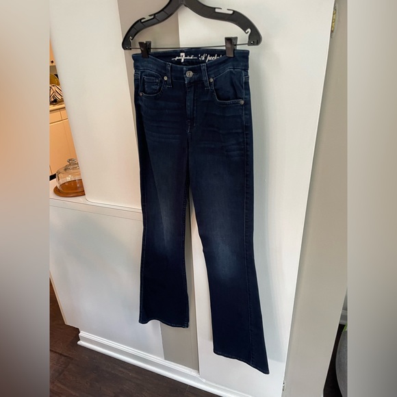 WOMENS SEVEN FOR ALL MANKIND DARK WASH STRETCH JEANS W/ “A” POCKETS SIZE 27 - Picture 2 of 9